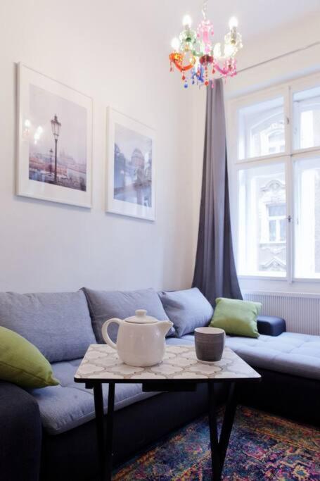 Prague Center Apartment With Fireplace Buitenkant foto